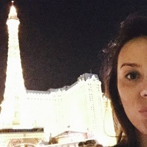 Meet your Posher, Dyana